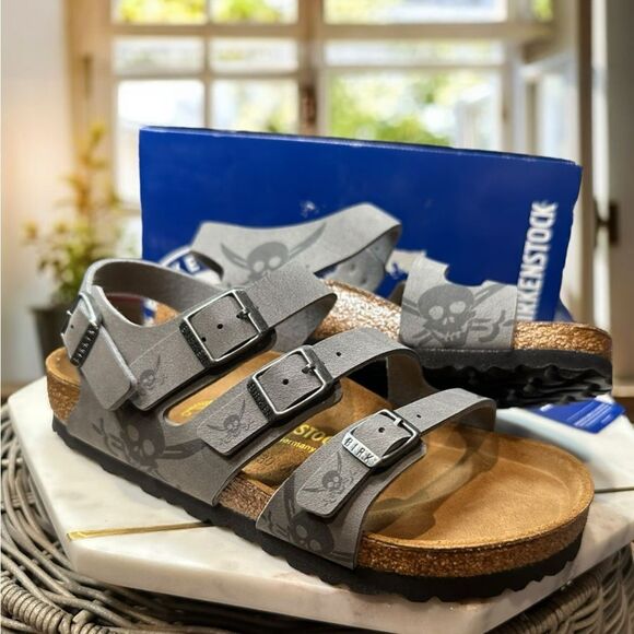🆕🔥 NWT KIDS BIRKENSTOCK SANDALS Dark Skull Gray Regular Fit Size 37 US 4 - Picture 3 of 16